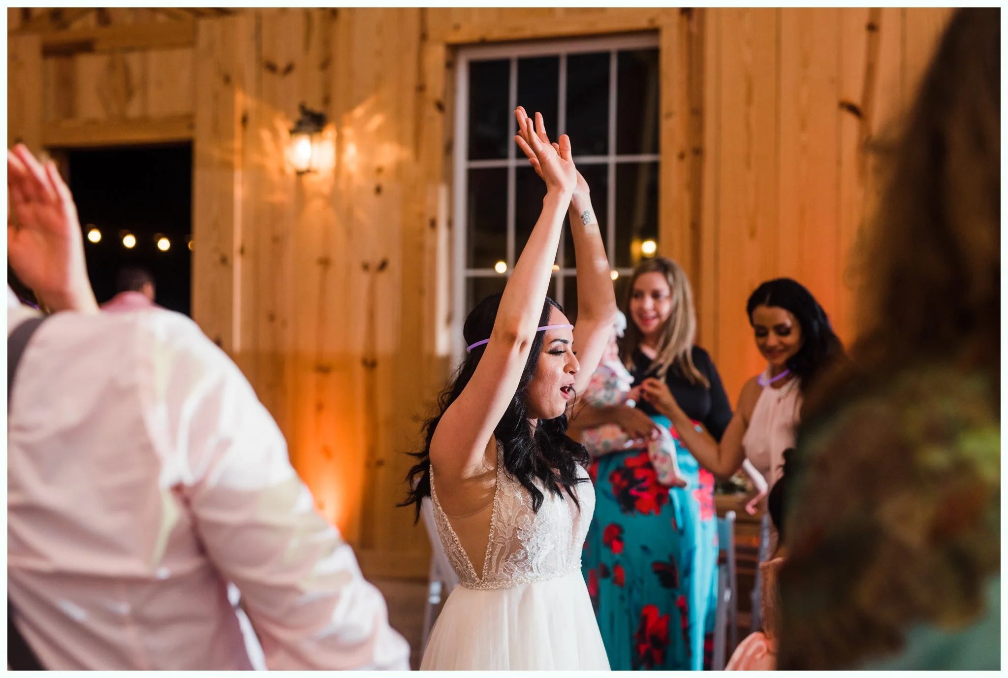 WeddingAttheFarmstead_4466.jpg