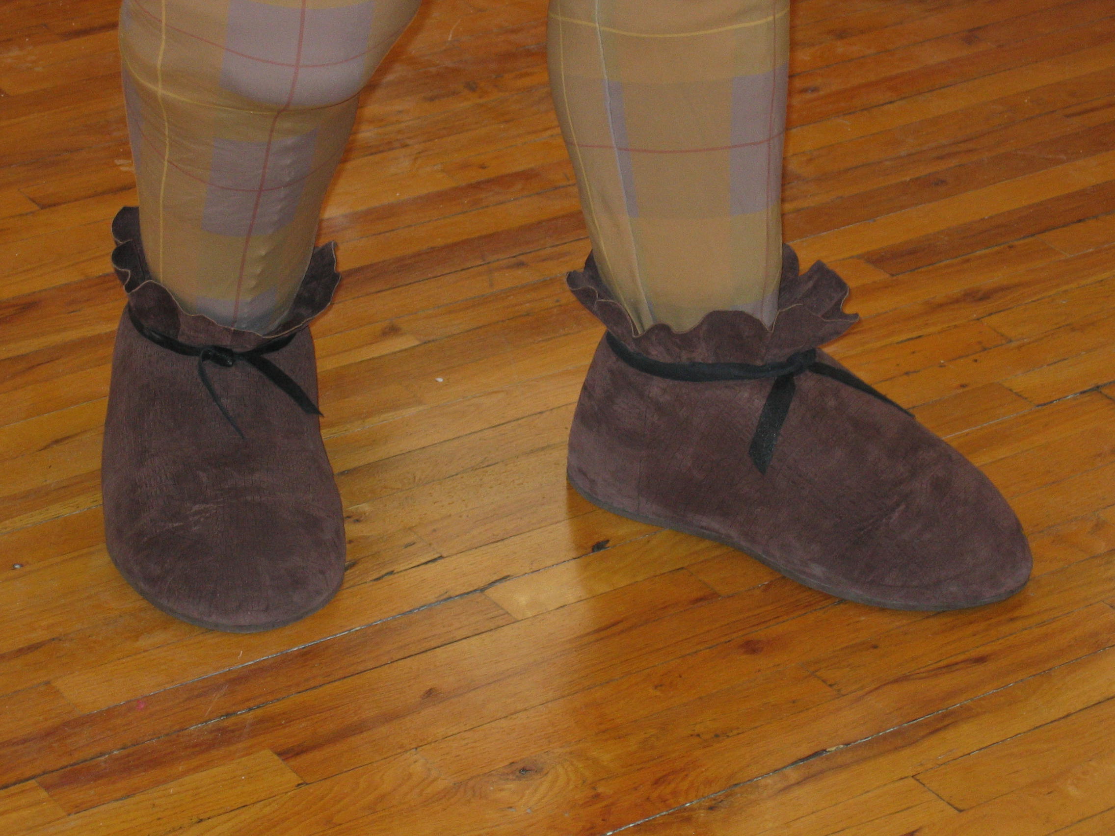 shrekshoes.jpg