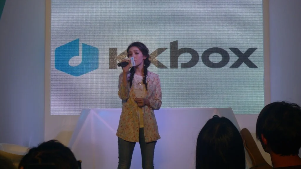 1010908A KKBOX信義威秀一起聽舞台活動_0929-2 Lara (12).JPG