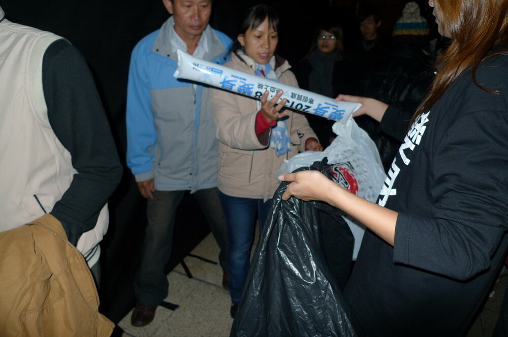 1011231麻吉娛樂變身電影宣傳品 (1).JPG