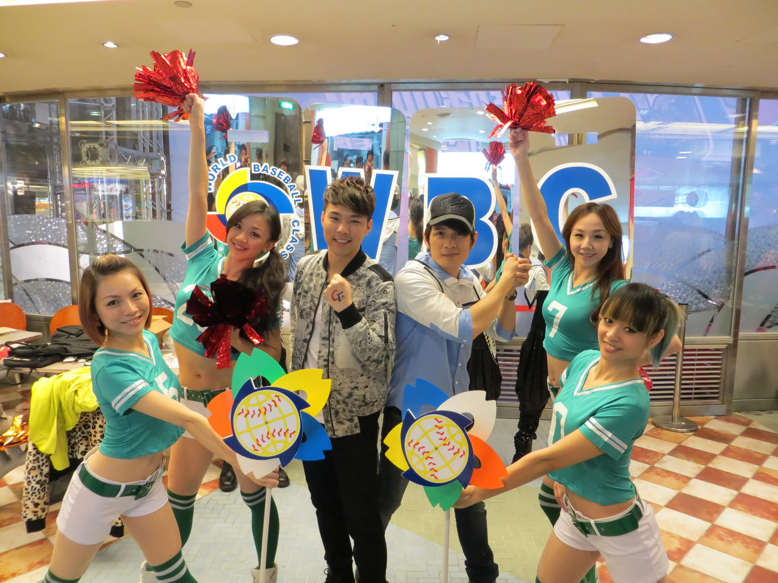 1020302陳威全棒球經典賽演出 (1).JPG