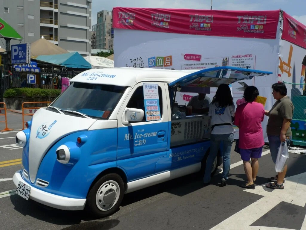 990911台北購物節光華商圈八德路封街活動 (24).JPG