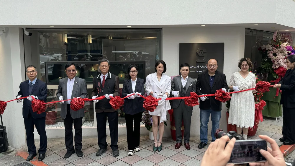 20240326 AMY & SAMANTHA珠寶店開幕活動12.jpg