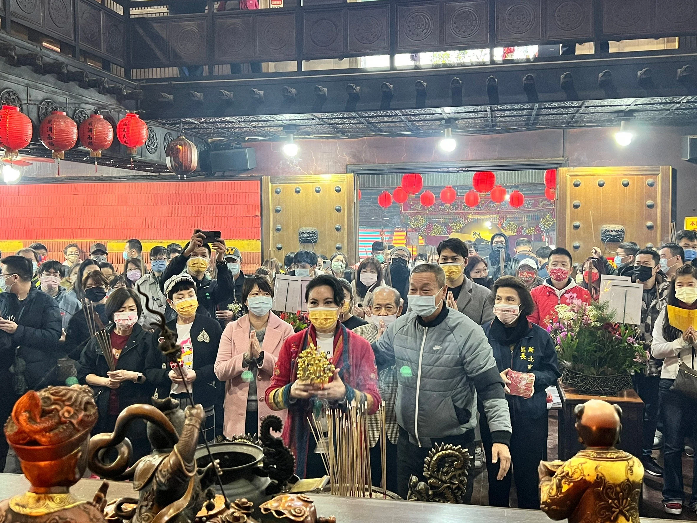 20220204嘉慶君遊臺灣-金山財神廟大年初四迎財神97.jpg