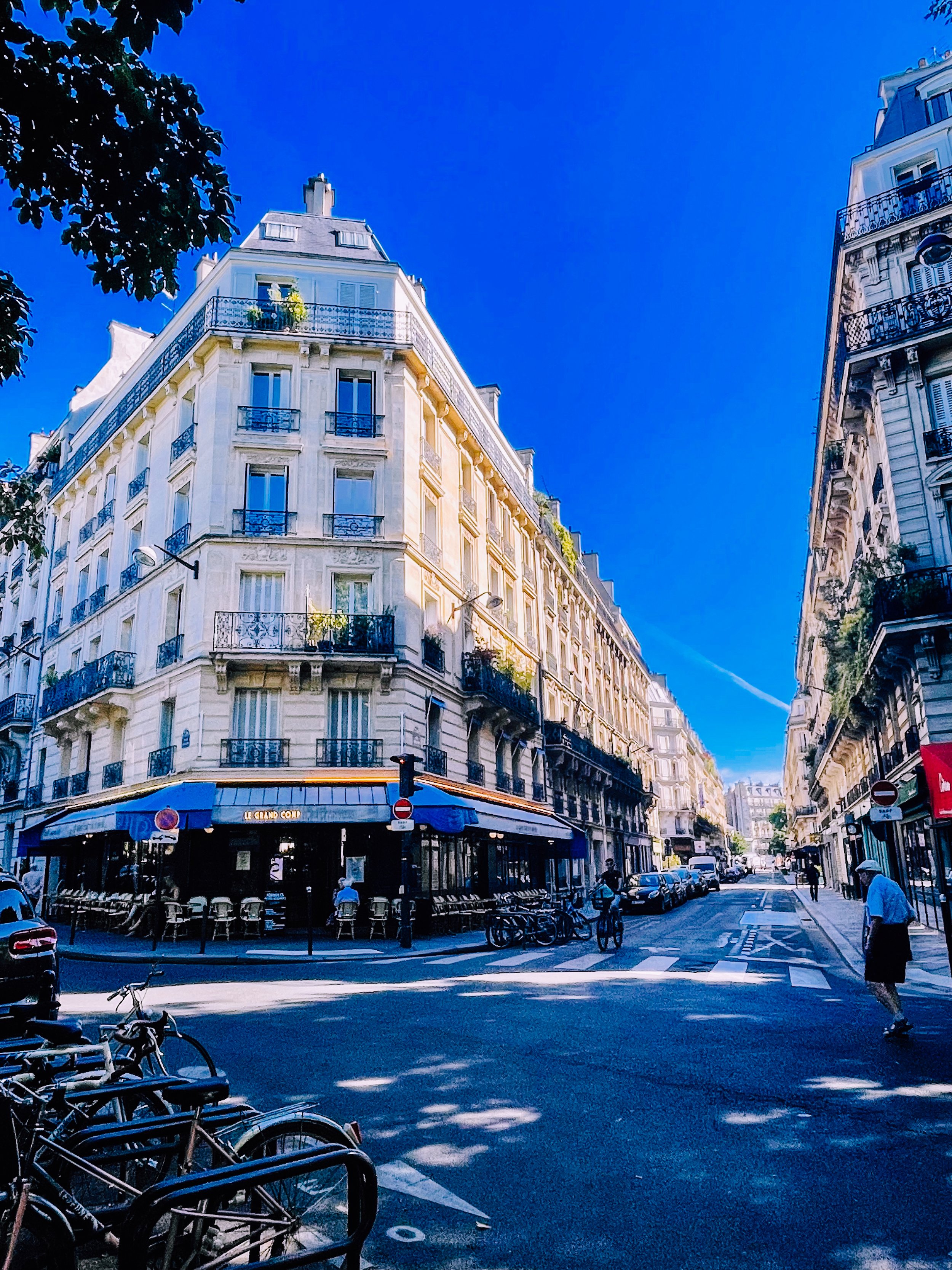 Joyful Urbanist_Paris Street Cafe 1K.jpg