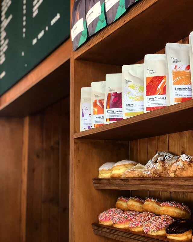 Stocked up with @5sensescoffee retail beans and all your favourite things. Start your day correctly. .
.
.

#justdowntheroad #fivesenses #donutsquad
