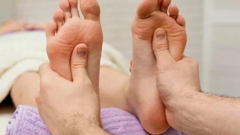 close-up-hands-massaging-soles-1024x683.jpg