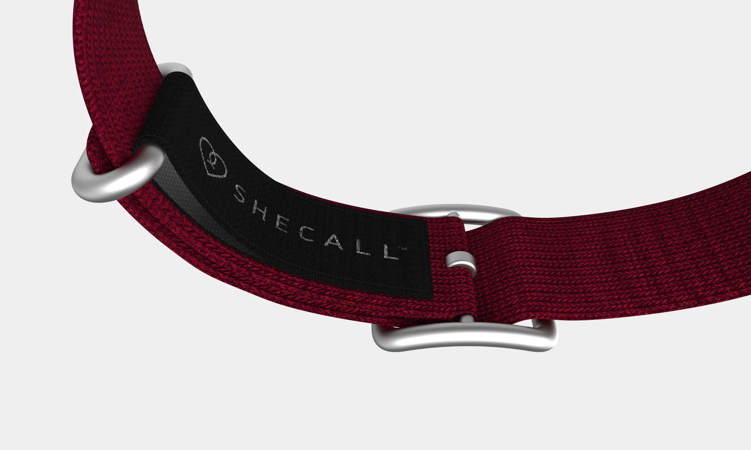 shecall-dares-productdesign-smart-bracelet-stefano soave-dettaglio-etichetta-fibbia-fermacinturino.jpg