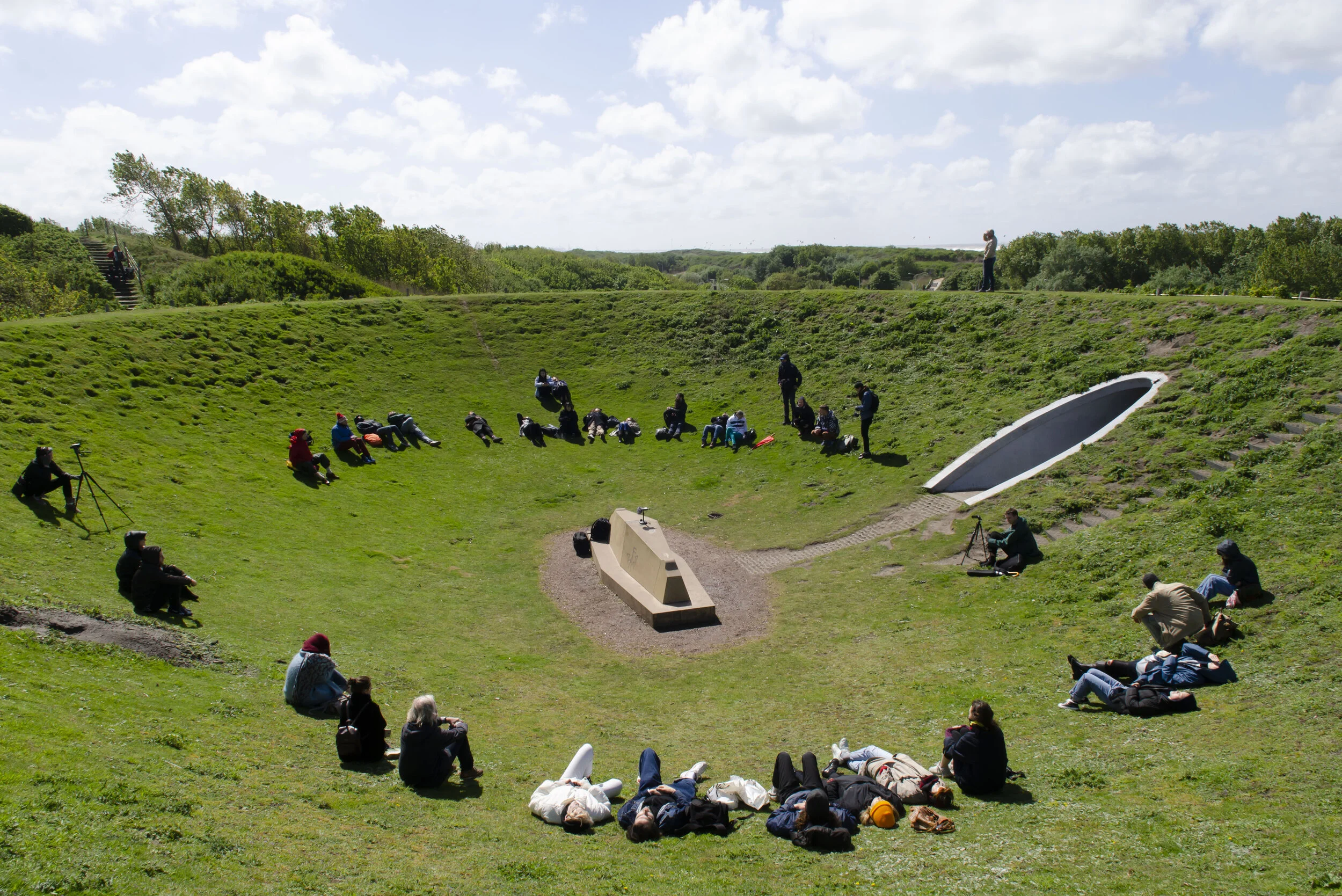 How many sides do you see?