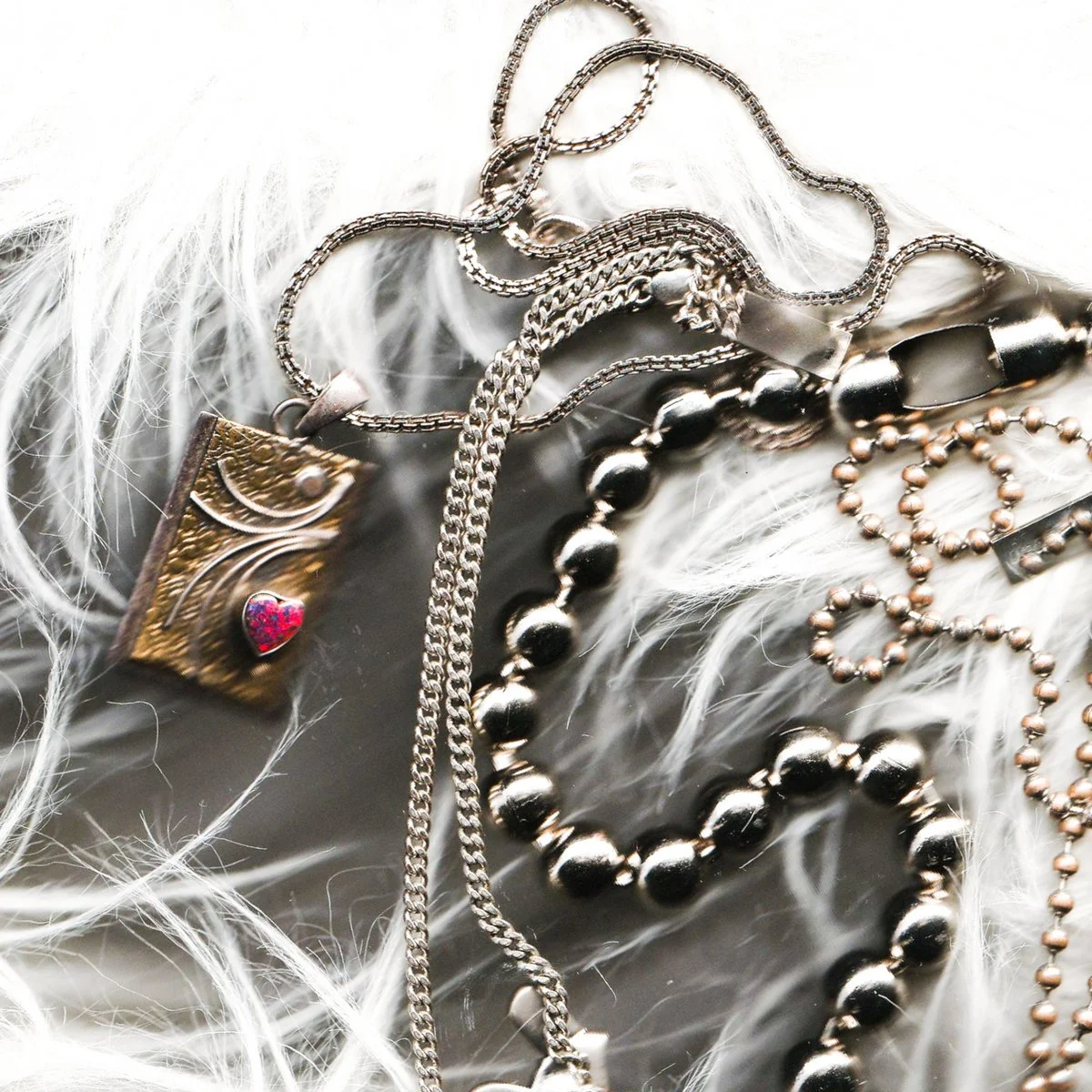 Hussy: 'Blew' (Rock Hag) - Mixed, Mastered