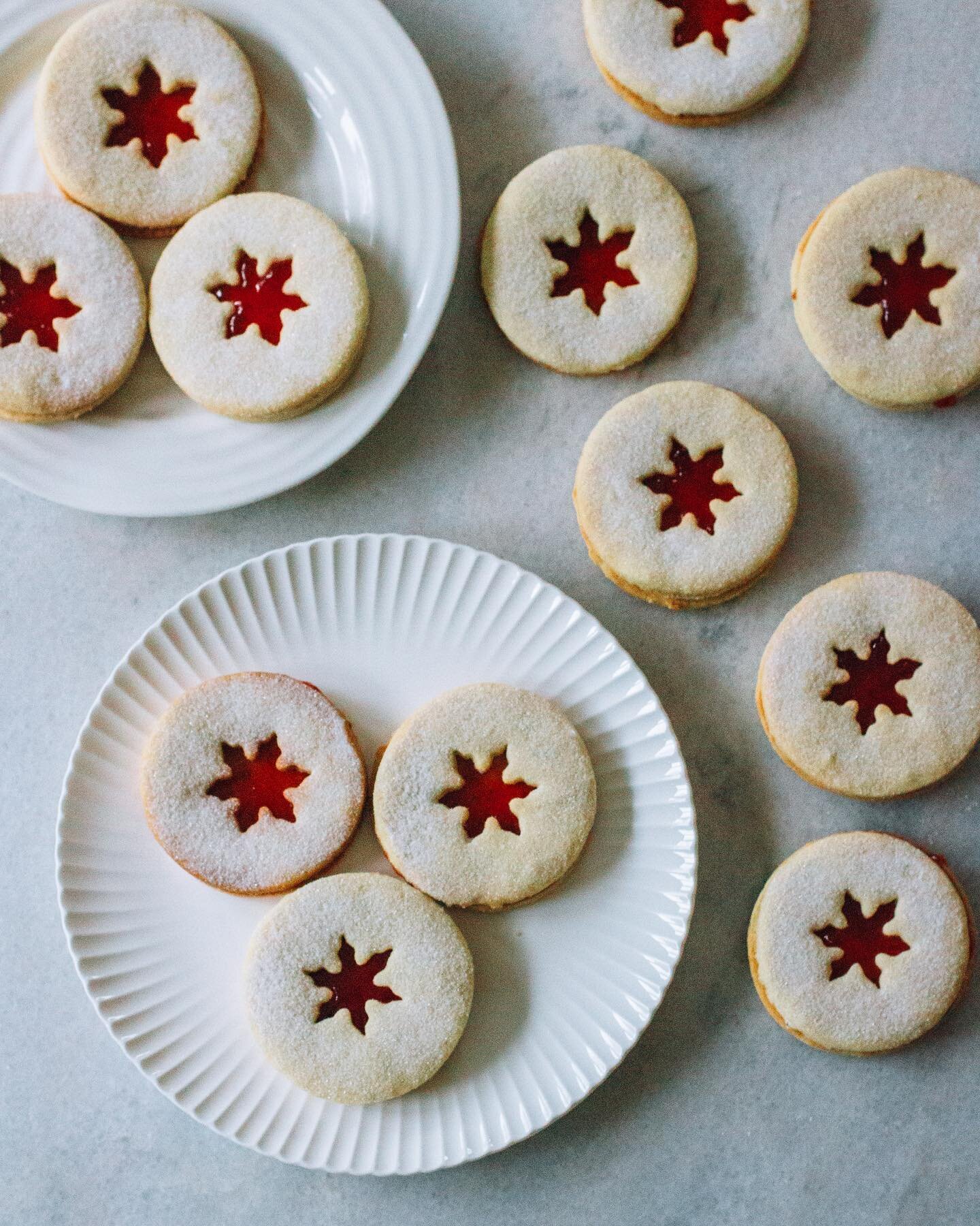 I couldn&rsquo;t let Christmas slip by without making Linzer cookies, using the secret @westgreenhouse recipe! I&rsquo;ll be logging off for the next few days, but wishing you all a very happy Christmas! It&rsquo;s been quite a year... here&rsquo;s t