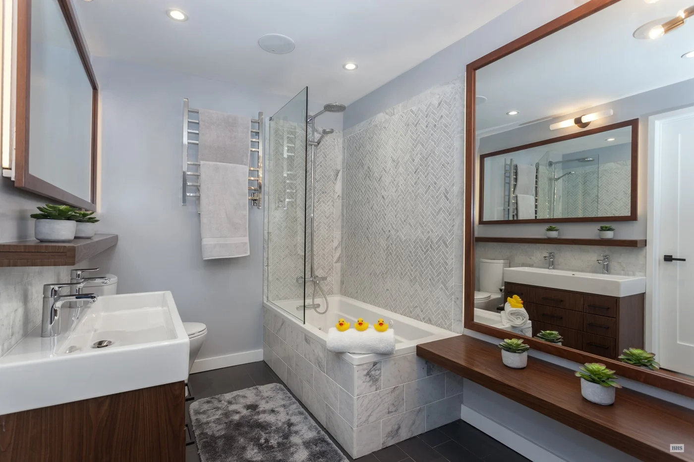 16486854-6-Bathroom.jpg