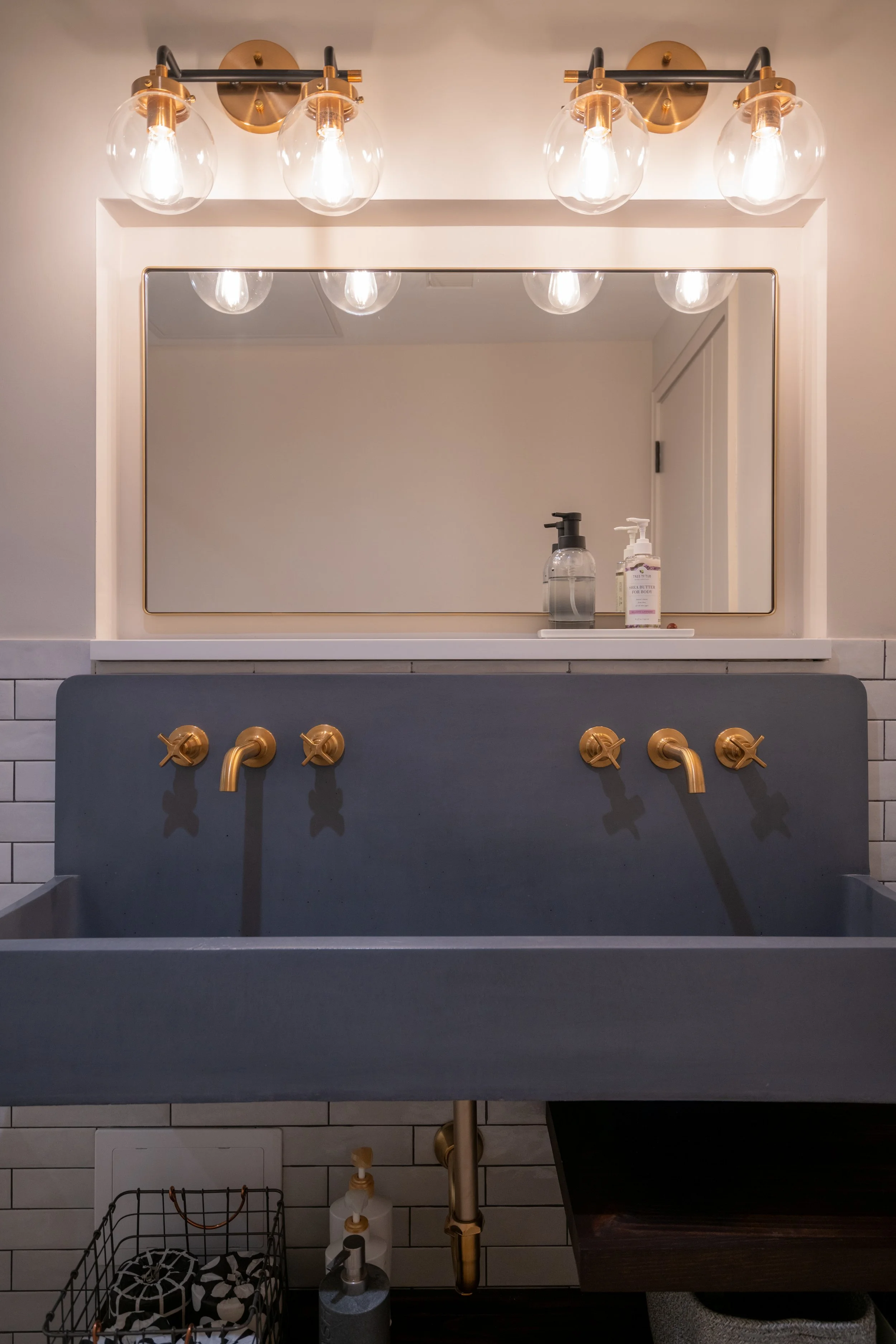 161 W 15th St Apt 2J-26.jpg