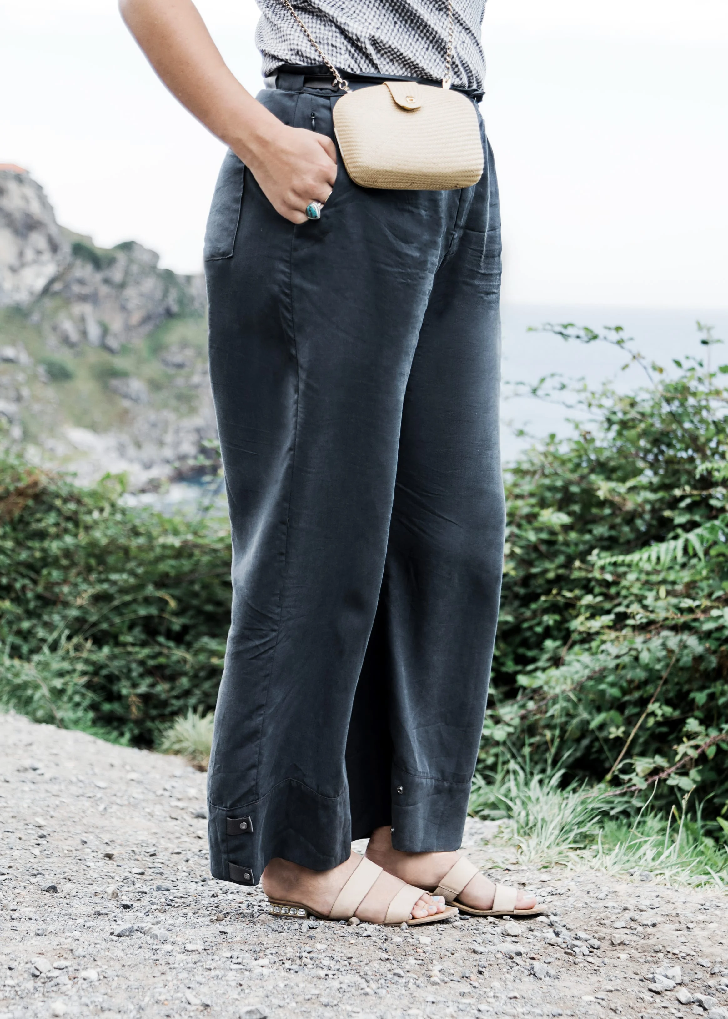 AnywhereApparel_TravelPants (3).jpg
