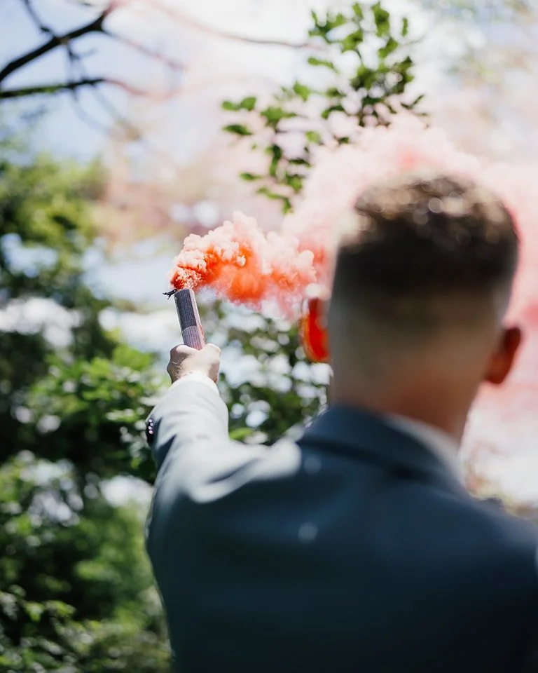"Der Glubb is a Depp" - Jeder Glubb Fan 
#kinding #altmühltal #beilngries #hochzeitsfotografie #hochzeit #kösching #bayern #braut #bräutigam #brautpaar #couplegoals #ingolstadt #loveisintheair  #hochzeitsfotografenbayern #re