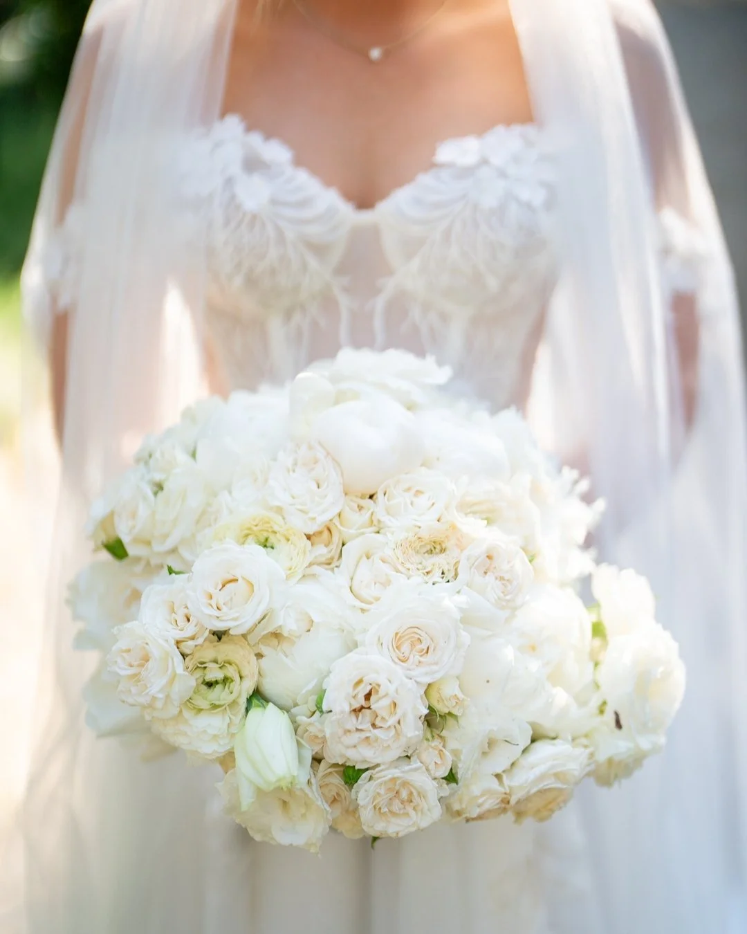 So many beautiful details at every wedding!

Venue: @ojaivalleyinn
Creative Design and Coordination: @alegriabydesign
Beauty: @samarabeautysb
Wedding Dress Designer: @galialahav
Grooms Attire: @dcla333
Video: @likealetter
Florist: @louloudidesign
Ren