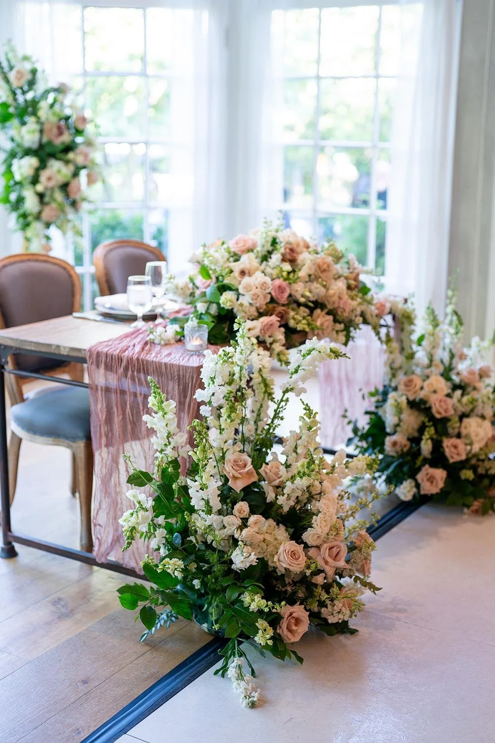 Lodge at Malibou Lake Wedding Venue | Miki & Sonja Photography | www.mikiandsonja.com