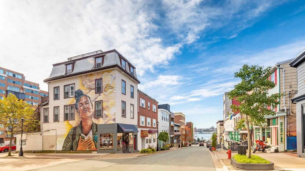 Fall in ❤️ with Dartmouth, NS