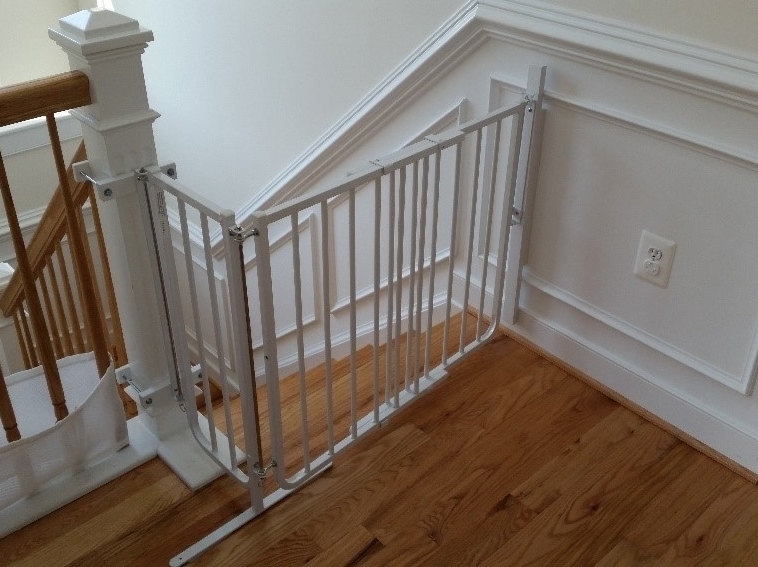 Gate with Tbar to Create Wall.jpg