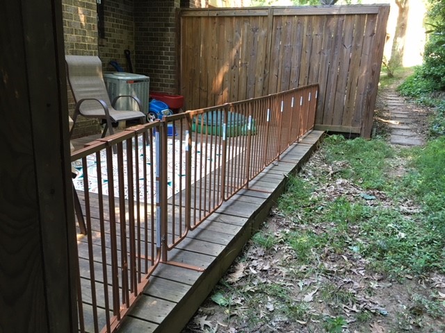 Outdoor deck gate 16 feet.jpg