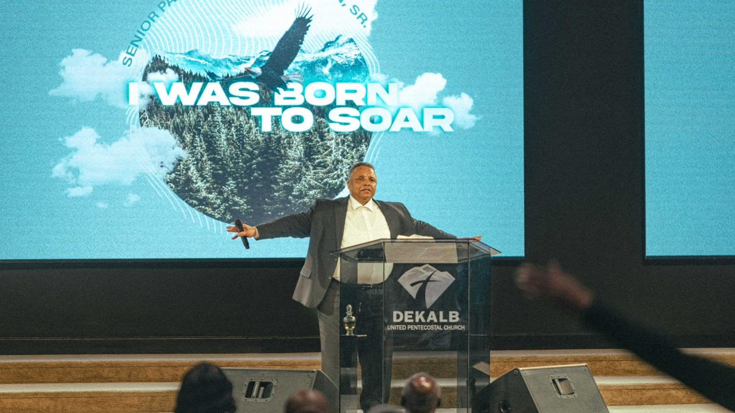 I was born to soar! 🦅 

Tonight was incredible. There are no words to describe the way Pastor Wideman ministered. 🩵