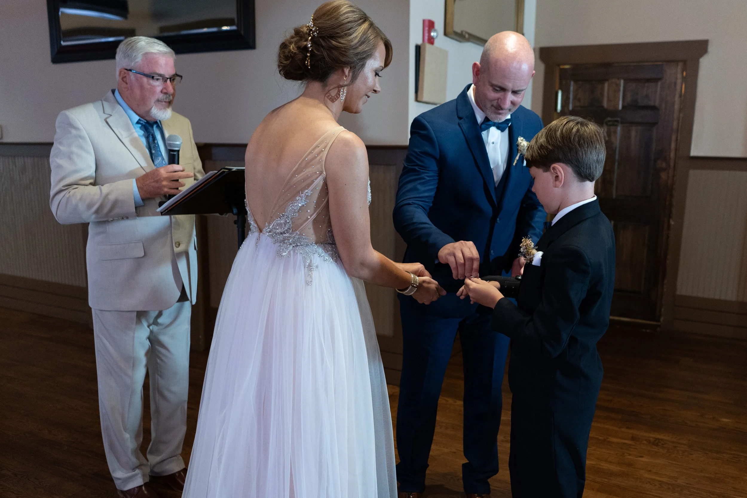 Kristin & Lee Highlights-63.JPG