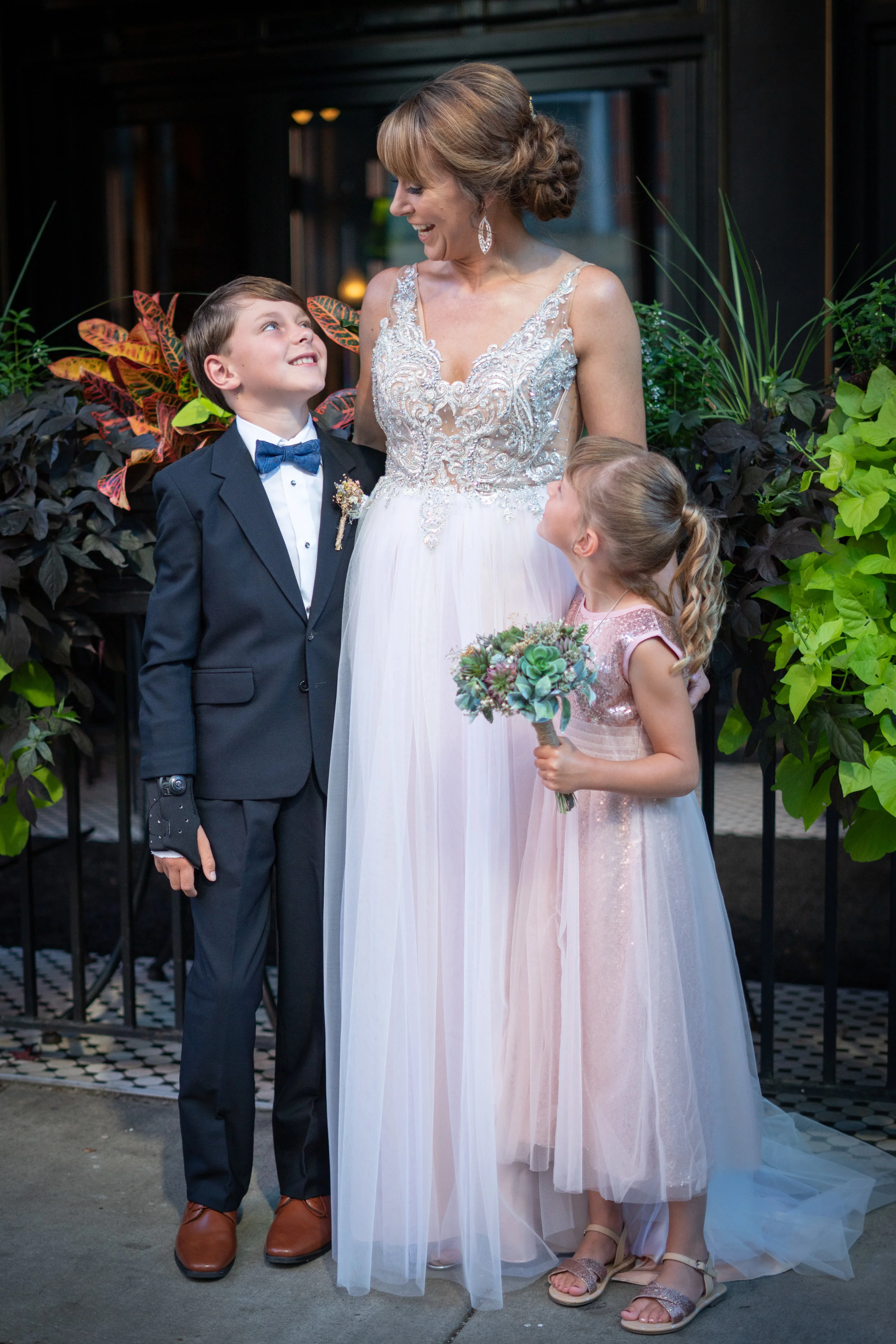 Kristin & Lee Highlights-77.JPG