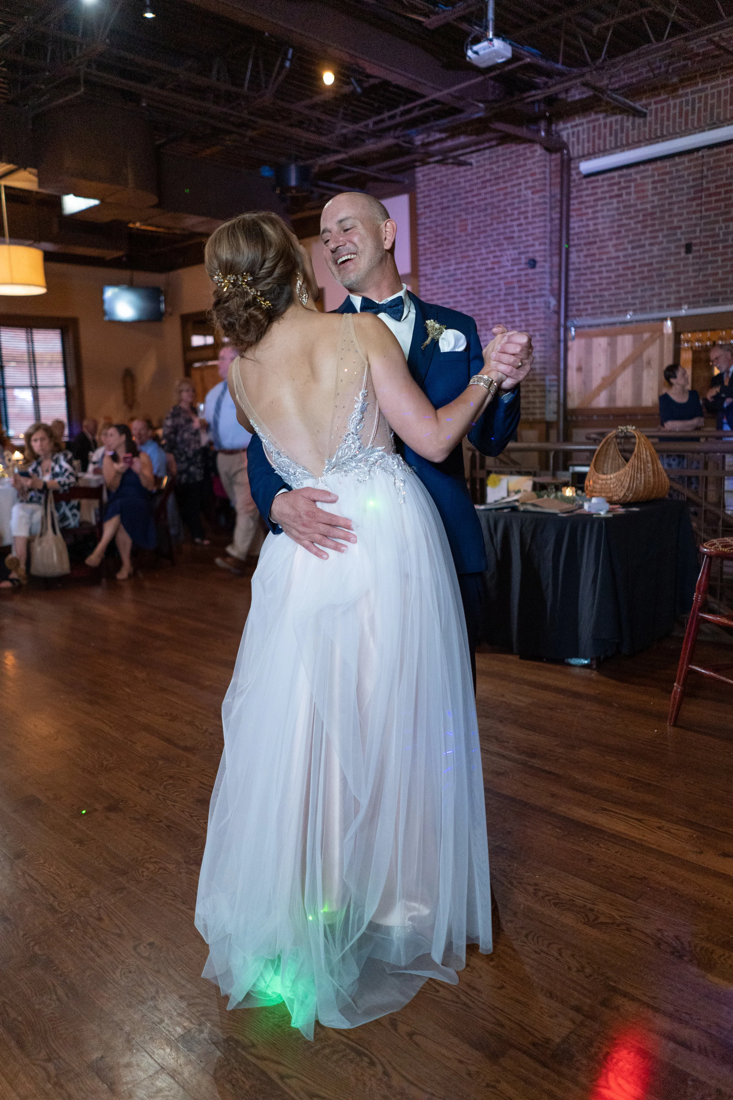 Kristin & Lee Highlights-156.JPG