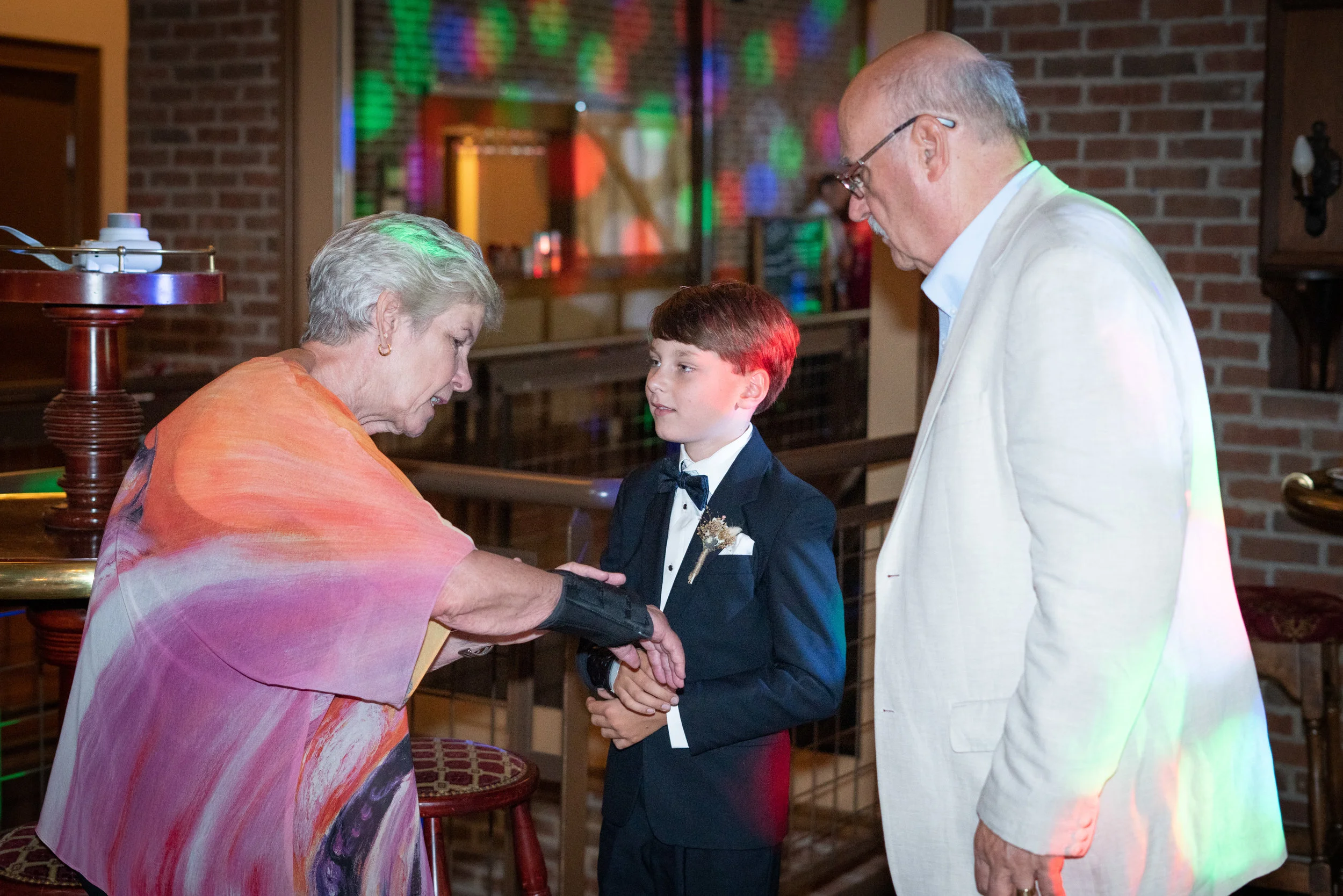 Kristin & Lee Highlights-183.JPG