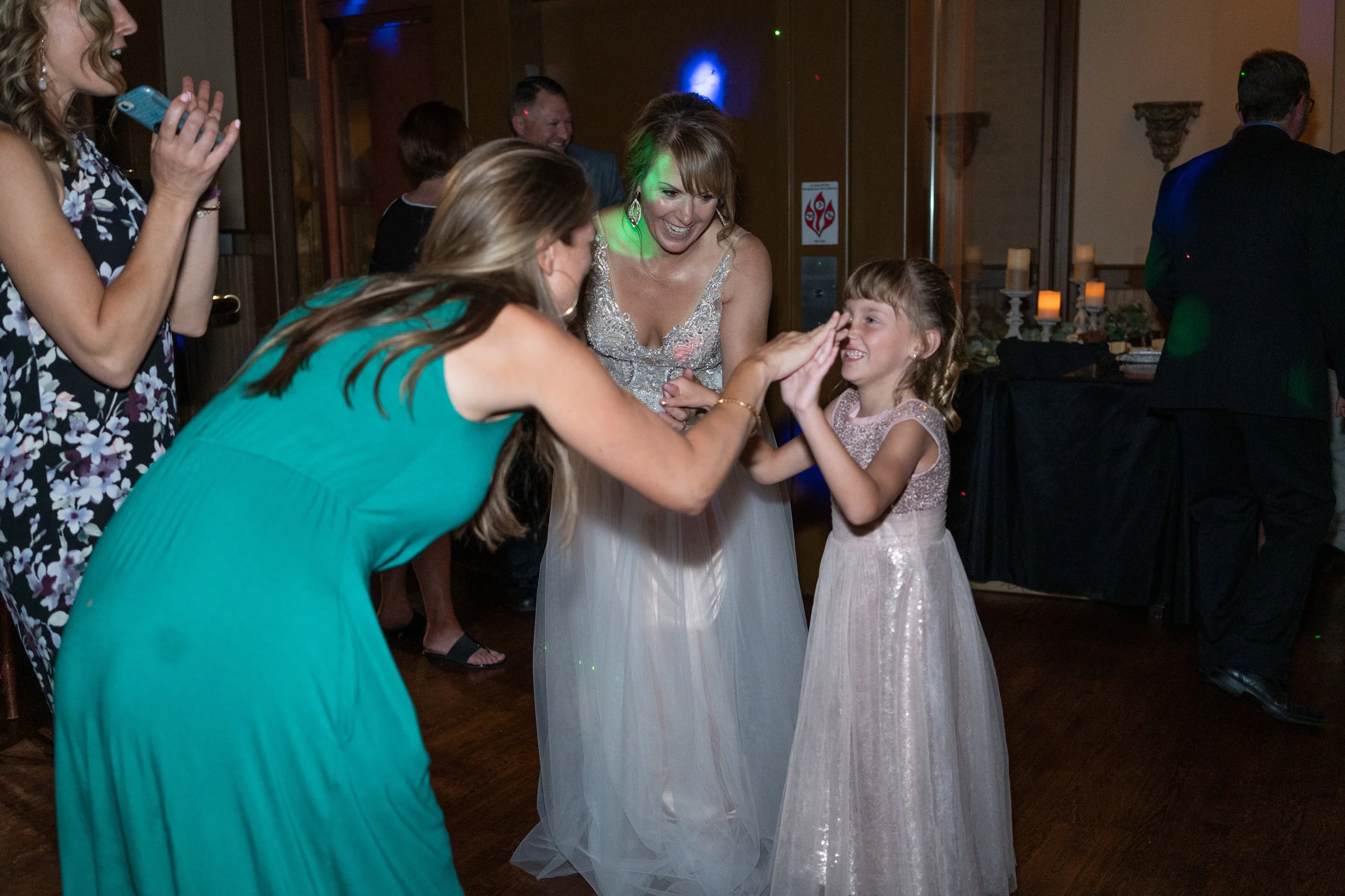 Kristin & Lee Highlights-219.JPG