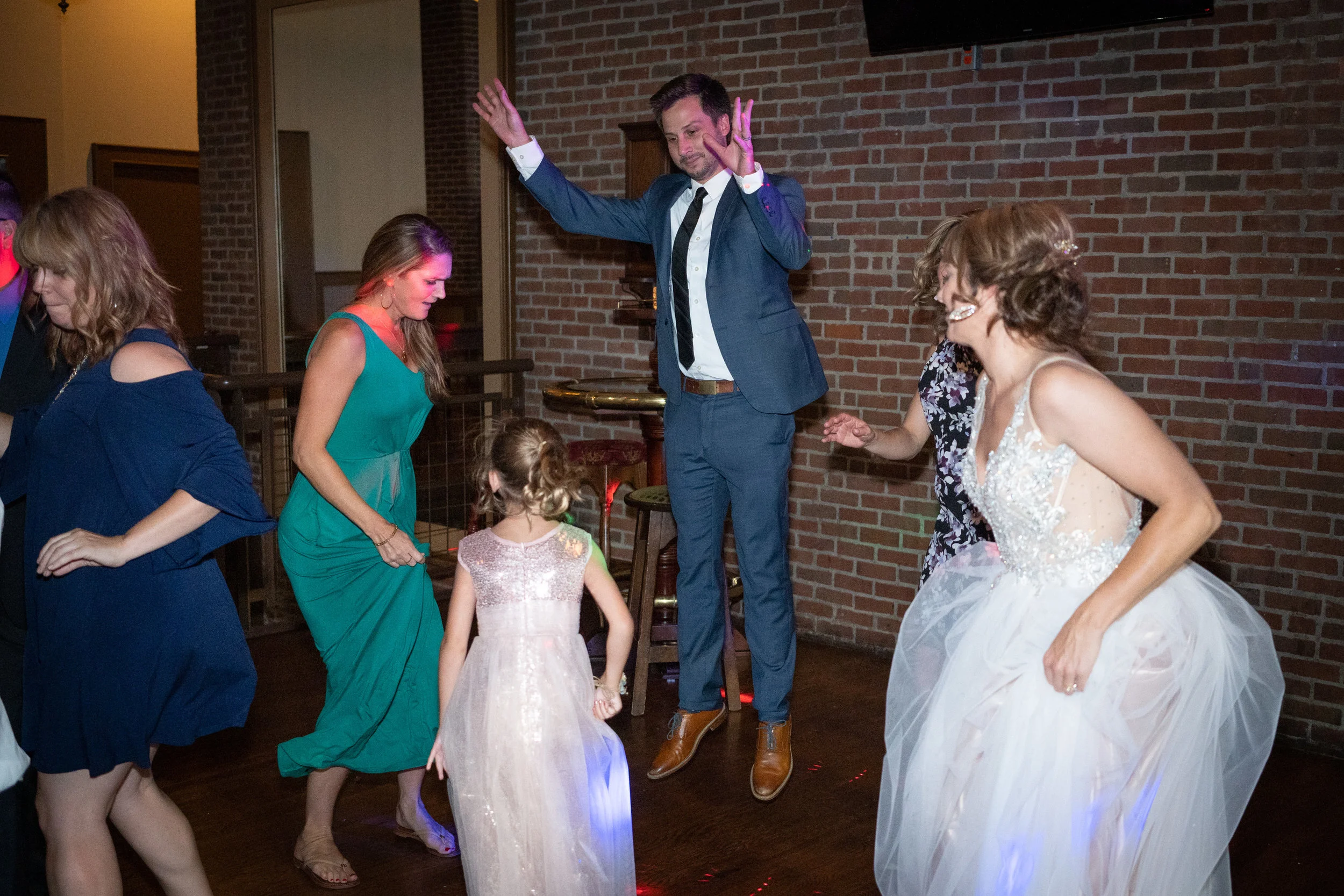 Kristin & Lee Highlights-221.JPG