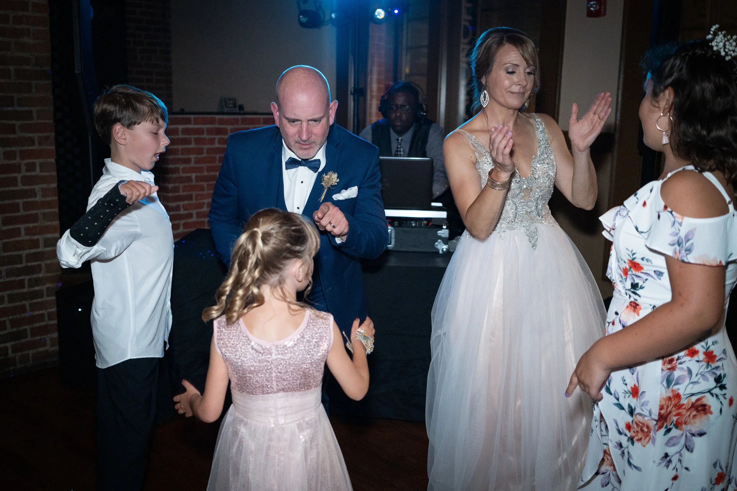 Kristin & Lee Highlights-226.JPG