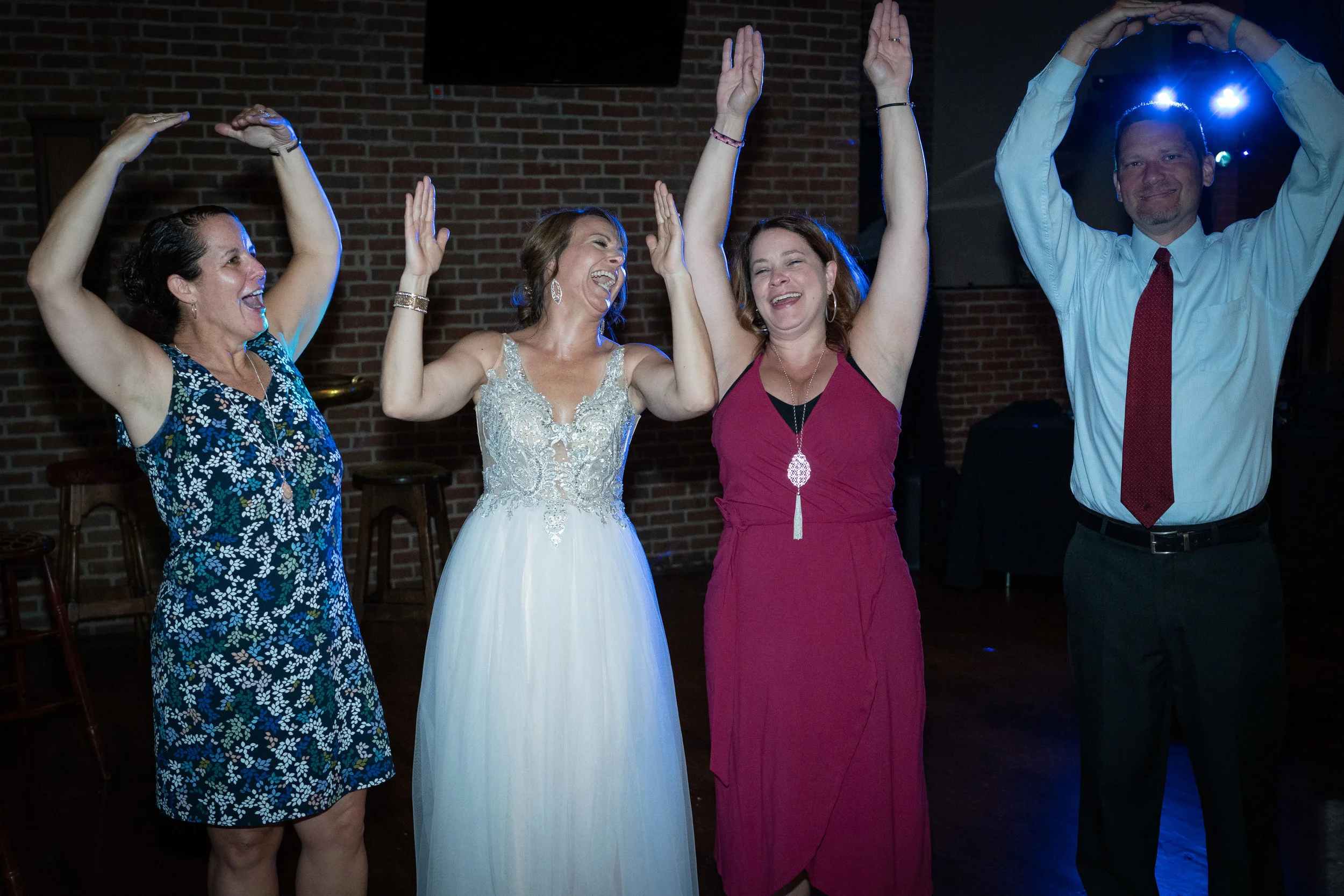 Kristin & Lee Highlights-241.JPG