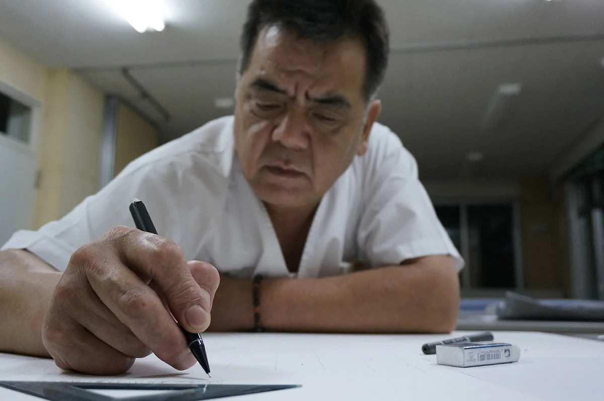 Minami Sanriku resident, Takahashi-san commenting on his transect drawing.