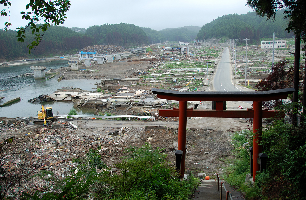  Utatsu town seen from Mishima Shrine June 2011 