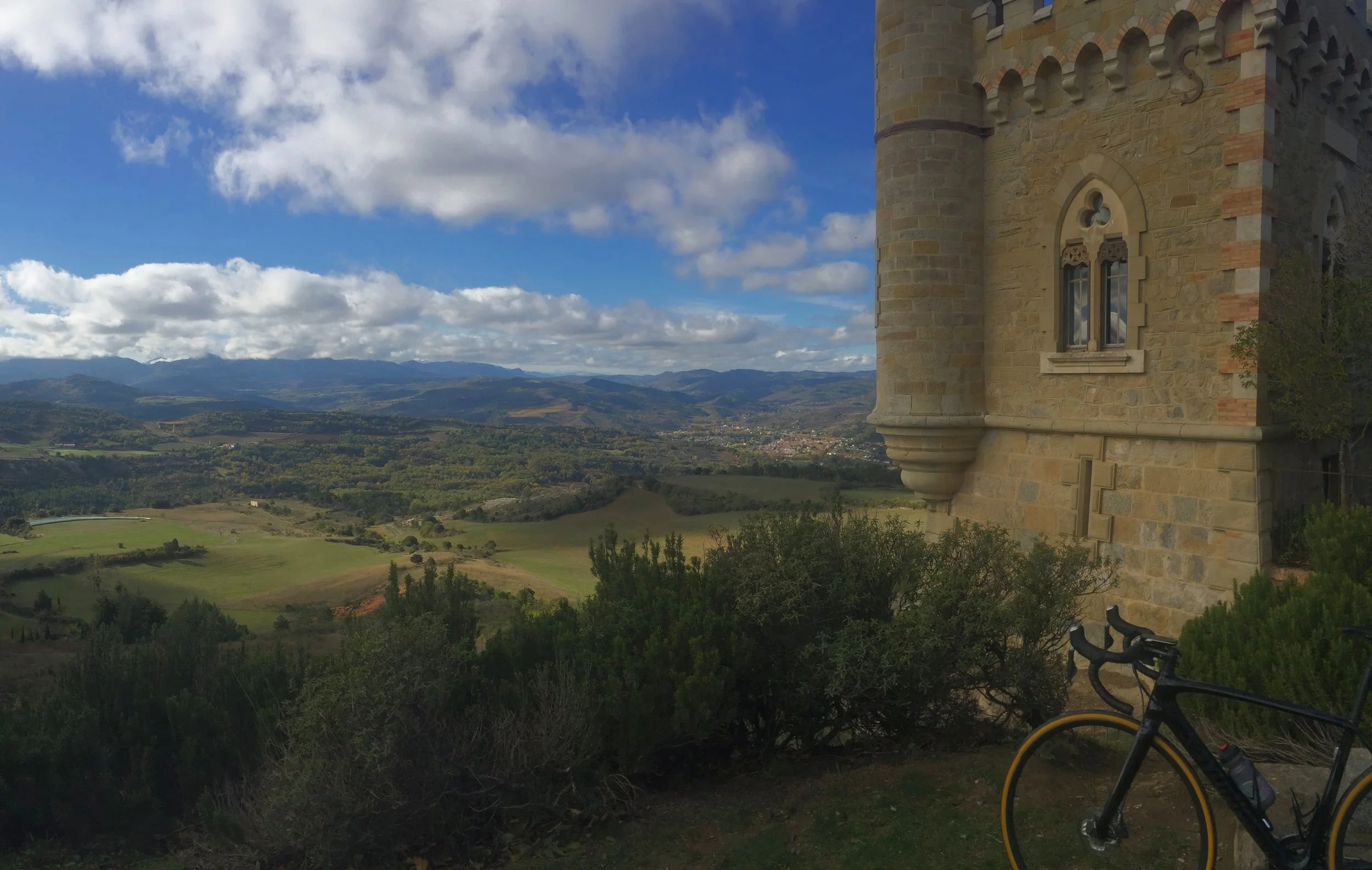 Spectacular view of the Aude valley.