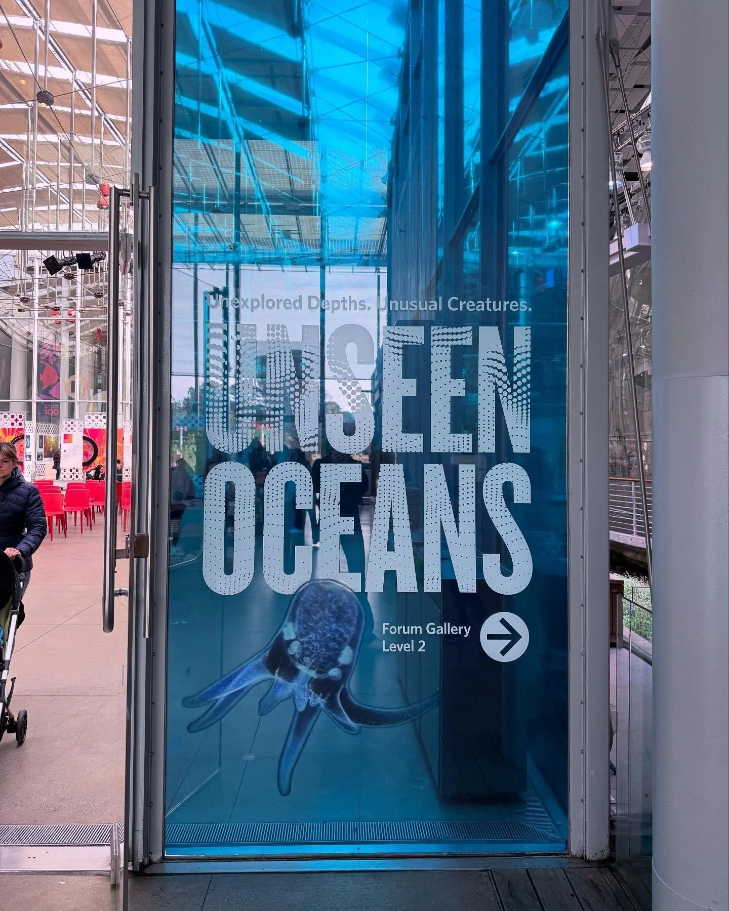 Spring has sprung at @calacademy and we have been busy bees 🐝 helping them bring TWO exhibitions to life! We have animatronic dinosaurs 🦖 in BOTH gardens for Dino Days and Unseen Oceans all about deep sea life 🐙. Both are full of family fun!