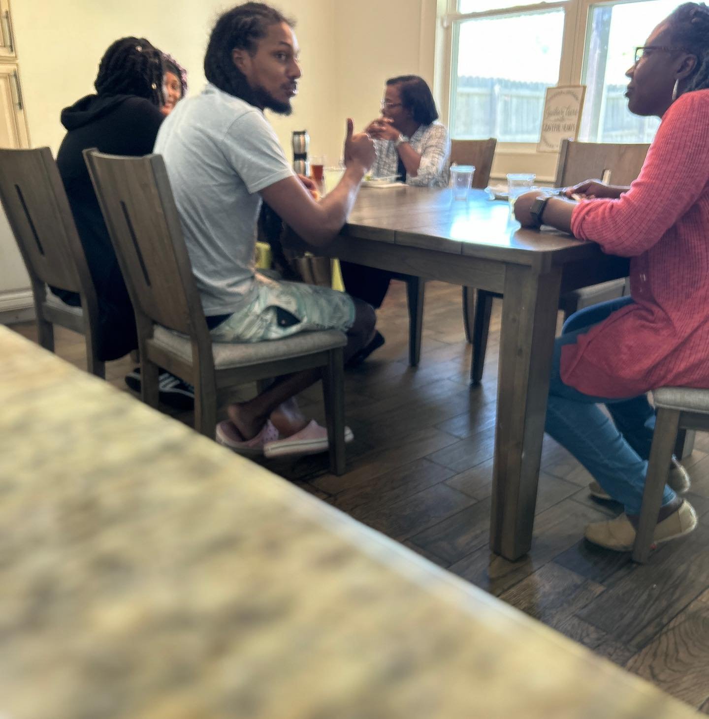 A special time of devotion for our Vineyard team, pausing and taking time to time to reflect, practice gratitude and uplift one another while caring for and safekeeping our teens. 

.
.
.
.
#adopt #fostercare #churches ##fosterlove #belovemadevisible