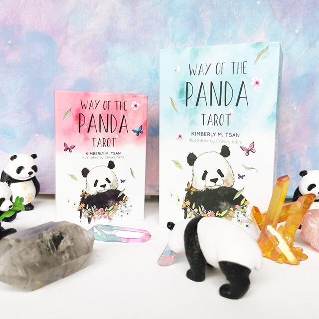 🐼⭐ Baby Panda Standing Next to Her Proud Papa! ⁠
⁠
A lot of you have been messaging me and asking me: Wait - just how many editions do you have? What are the difference? I have the Kickstarter Edition - do I need the other two!? AM I MISSING OUT TEL