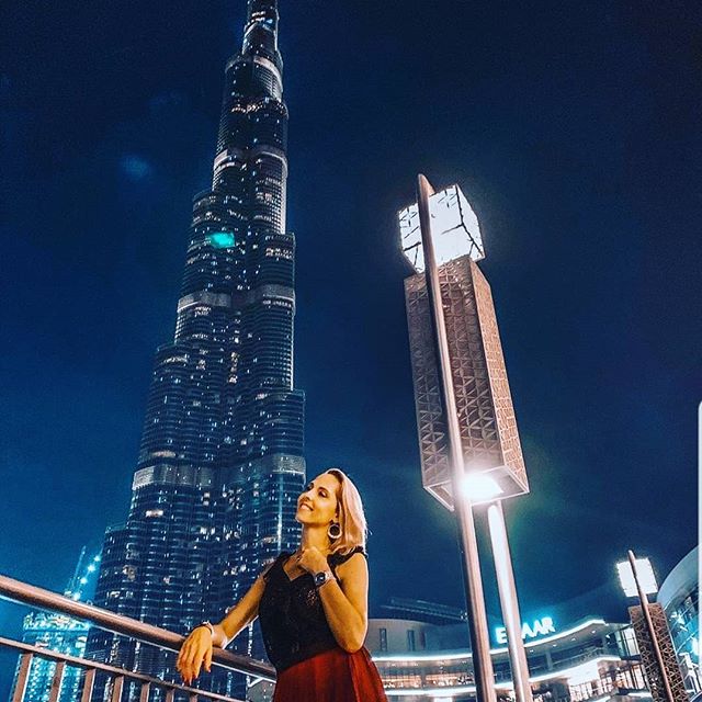 🇨🇵 La plus haute tour du monde Burj Khalifa absolument a visiter avec #beyonddubai 
En matinee, au coucher du soleil ou de nuit,elle est tout autant magnifique 
Reservez vos tickets des maintenant : 
https://www.beyond-dubai.com/fr/-visite-du-burj-