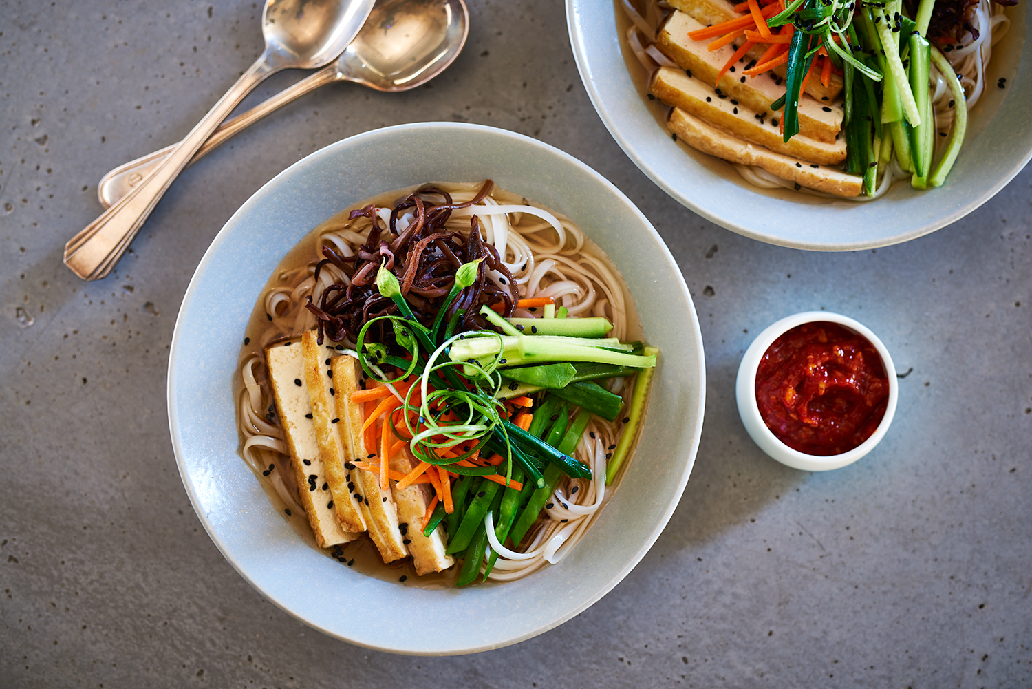 03_Vegan-Mushroom-Noodle-Bowl_0105_original.jpg