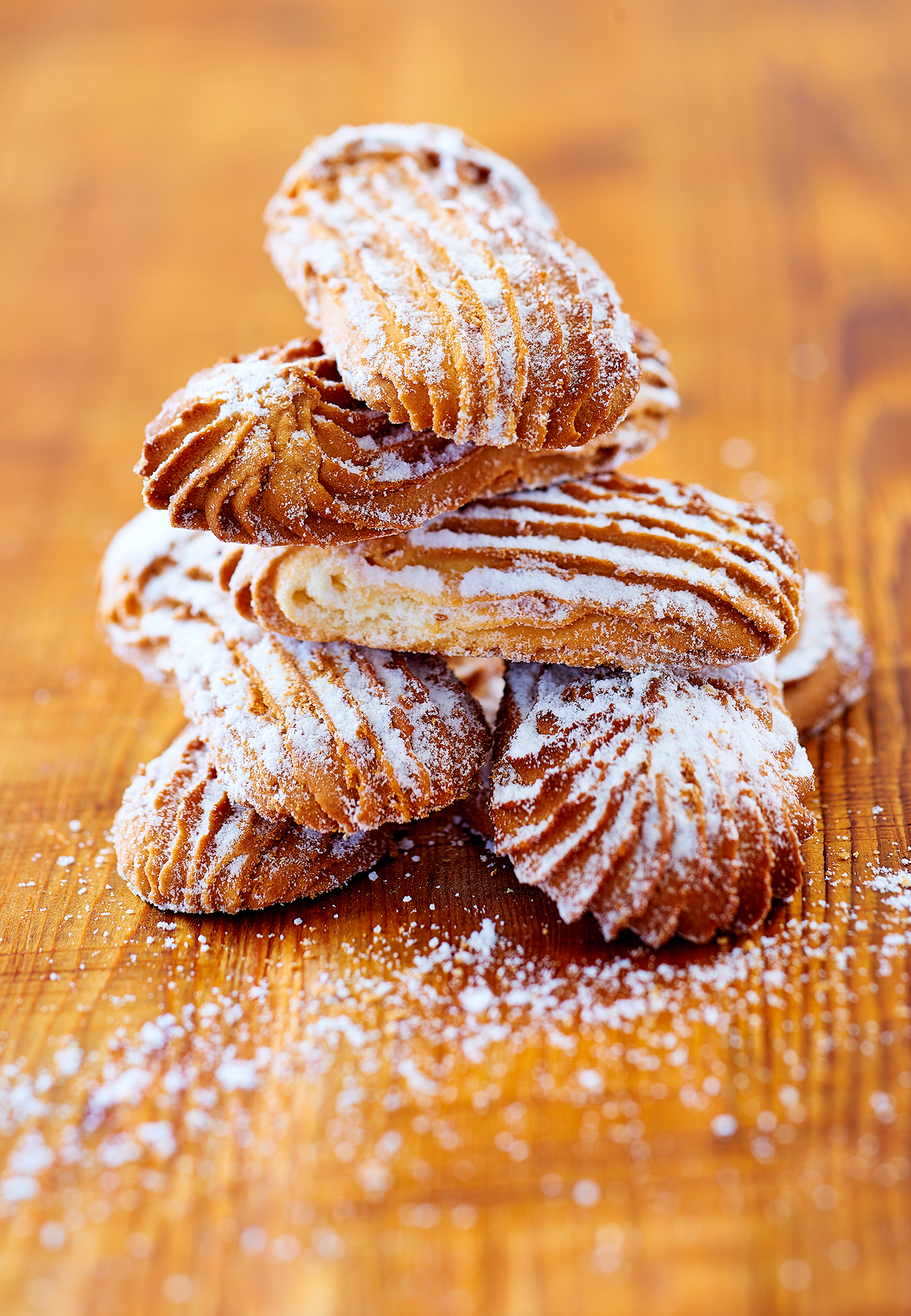 12_French-almond-cookies-madelines_0164_original.jpg