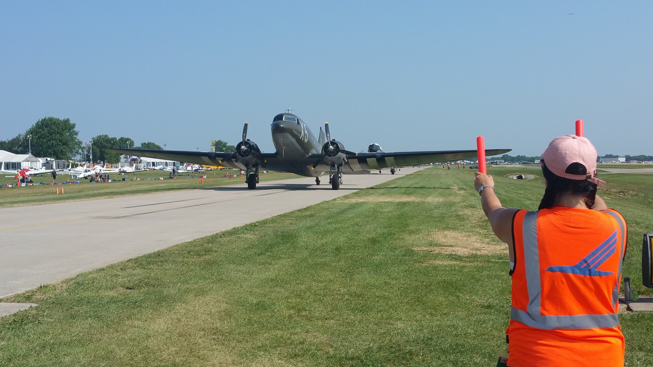 Oshkosh 2019_Peach on So. Point_07 (2019-07-25).jpg