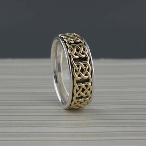 Celtic Gate Knot Wedding Ring