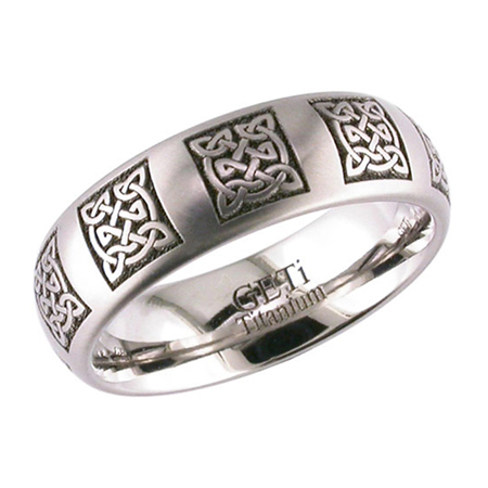 Celtic Knot Wedding Ring in Titanium