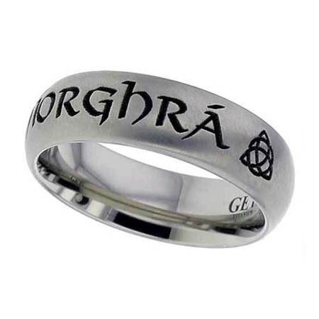 Gaelic Wedding Ring in Titanium