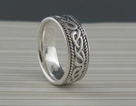 Men's Celtic Wedding Ring