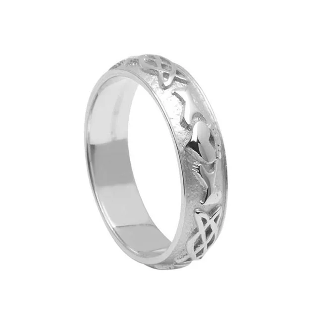Men's Celtic Claddagh Wedding Band
