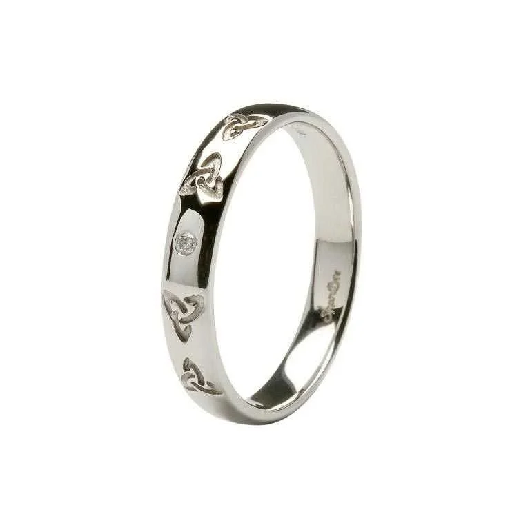 Men's Narrow 14K Trinity Knot Wedding Ring with Single Diamond
