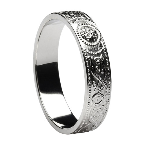 4.4 mm Celtic Warrior Shield Wedding Ring — Unique Celtic Wedding Rings ...